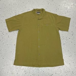 Vintage Columbia XCO Performance Button Up Short Sleeve Shirt Mens Medium Green